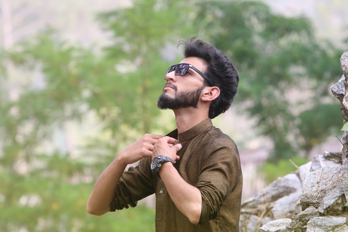 かっこいい髪形を目指す男性が参考にするべきもの