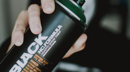 黒染めスプレーの使い方！1日だけ染める場合のメリットとデメリット