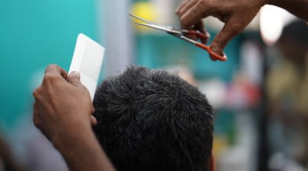 男が髪の毛で悩み始めたら短髪にしておいた方が無難？