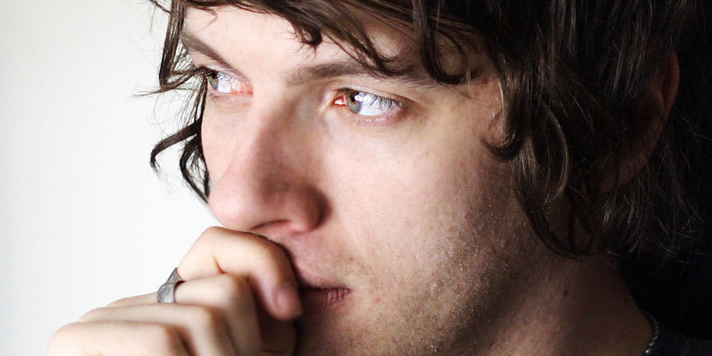 くせ毛や剛毛の悩みの解消法はシャンプー？ドライヤー？