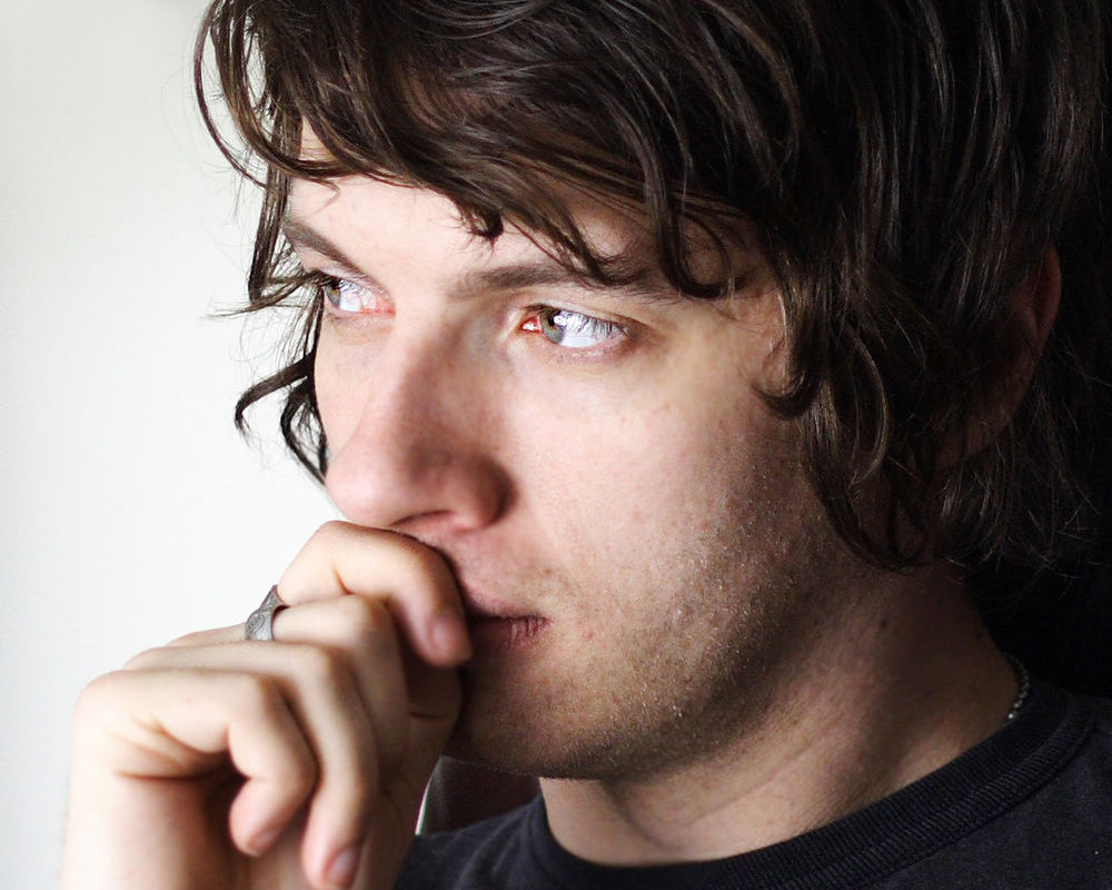 くせ毛や剛毛の悩みの解消法はシャンプー？ドライヤー？