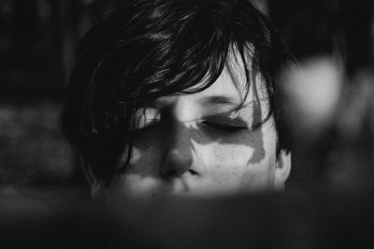 【くせ毛男子の逆襲】髪型＆セットのみでナチュラル女子からモテ視線？