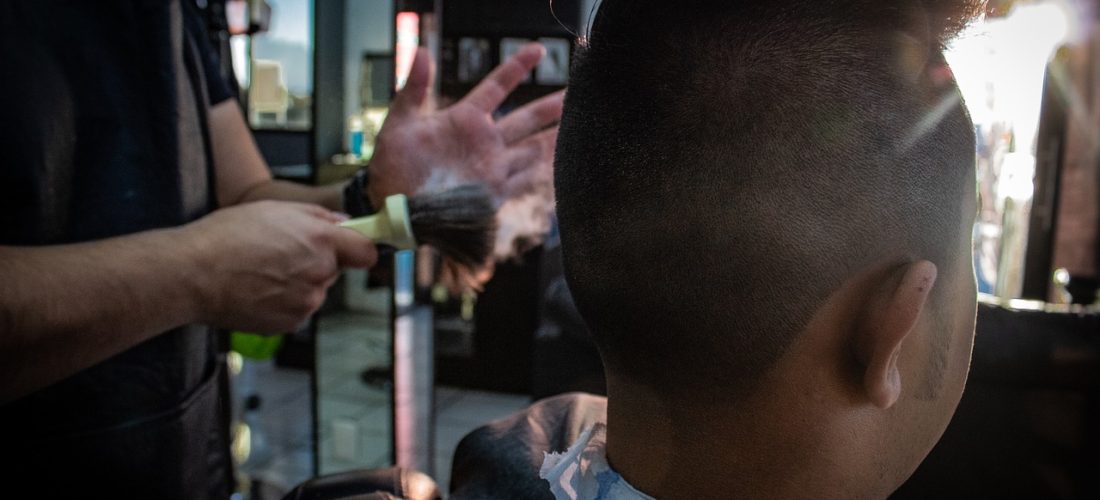 節約のためには格安カット？メリットとデメリットをご紹介