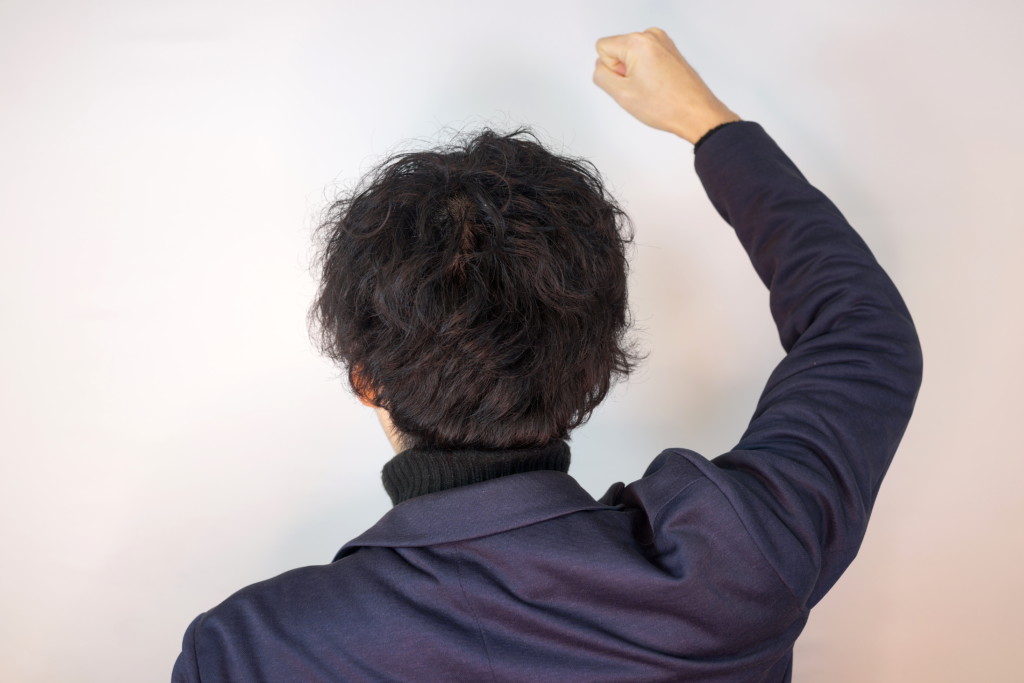 メンズのパーマを長持ちさせたい！パーマに適したヘアケア方法5選