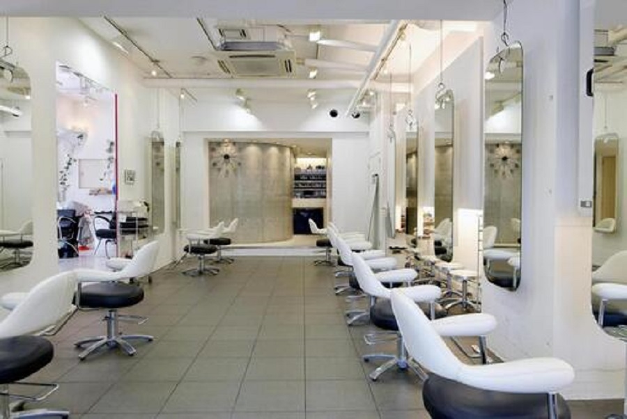 髪を切る頻度を髪型別に紹介！頻度を減らす方法はある？