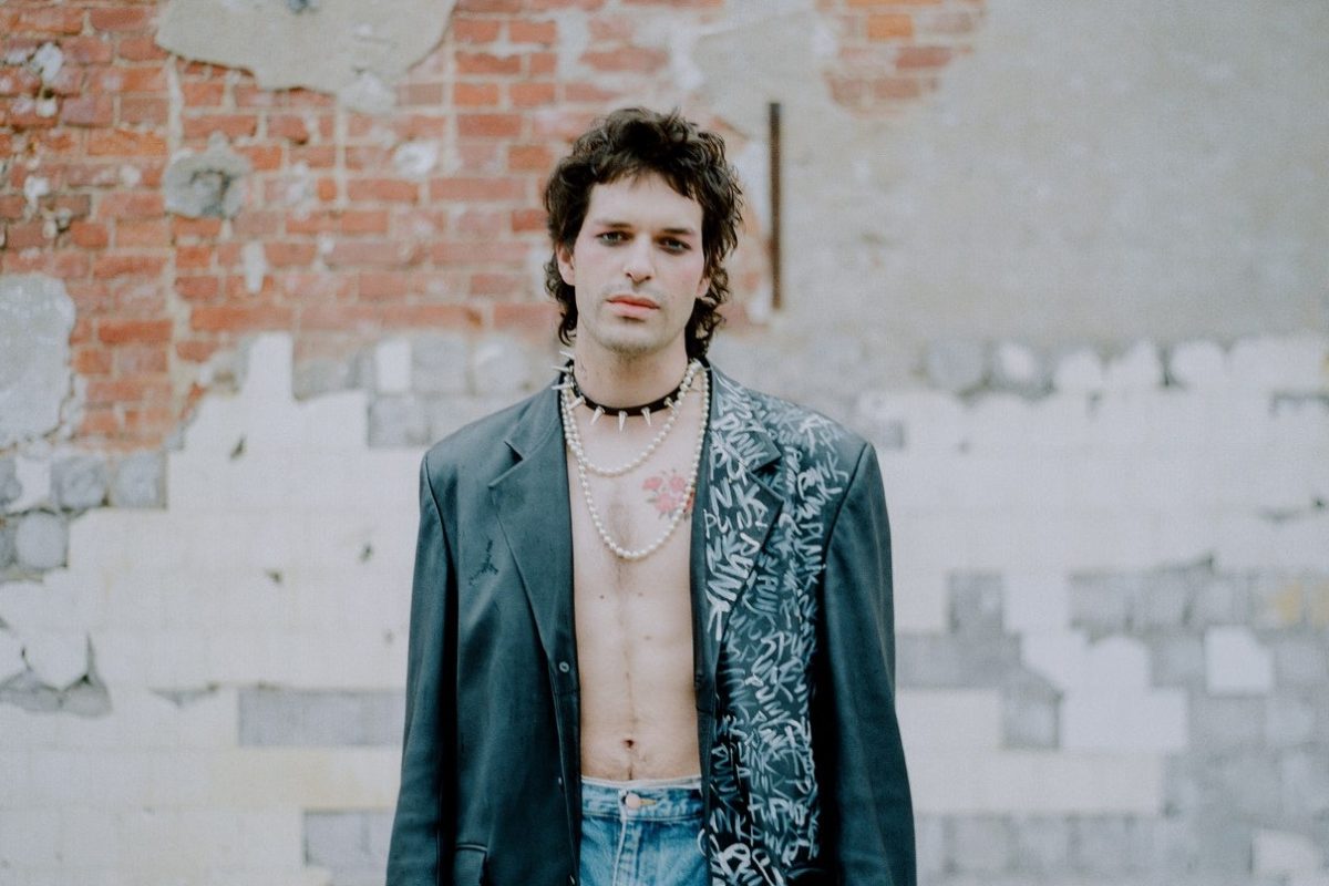 ジャケットやビジカジに似合うヘアスタイルって？