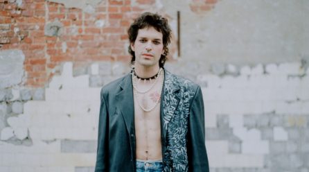 ジャケットやビジカジに似合うヘアスタイルって？