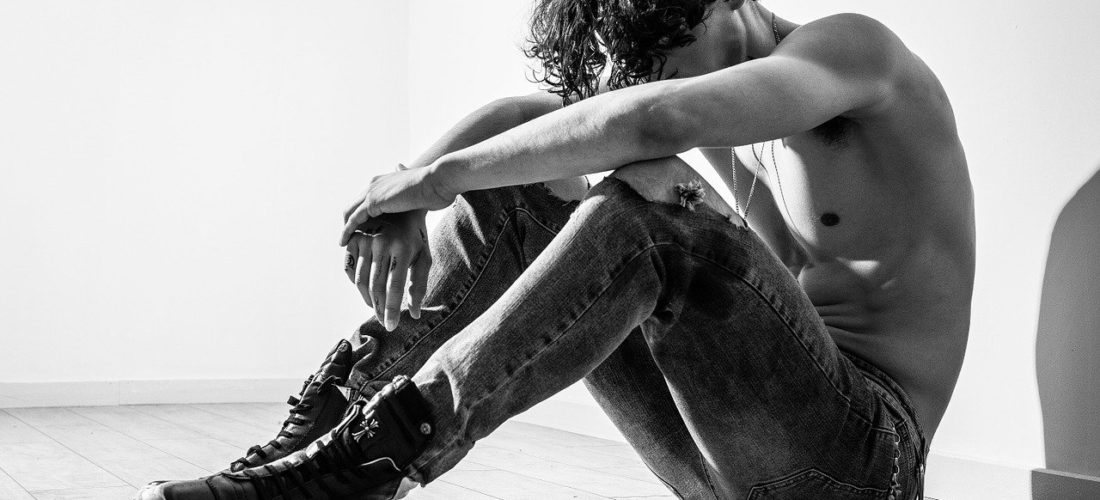 かきあげ前髪は短いメンズにもおすすめ