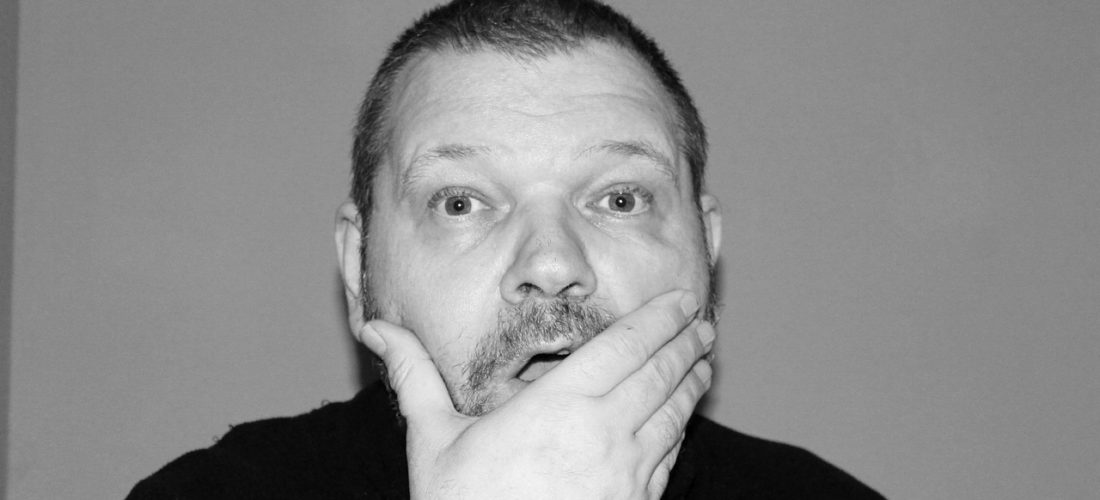 パーマは薄毛の原因？禿げると言われる理由と対策