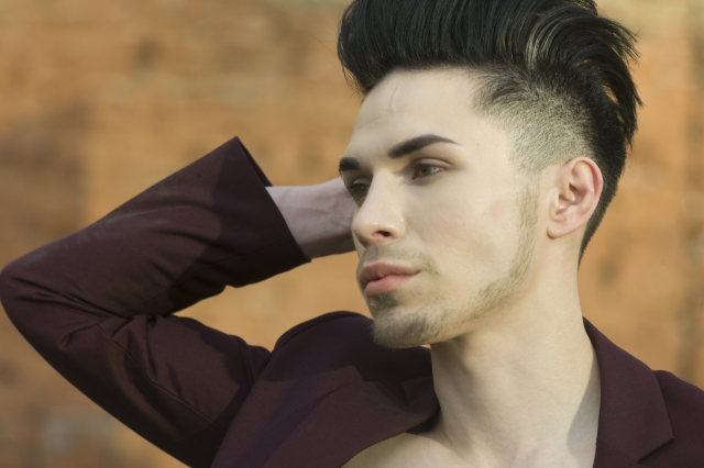 ソフトモヒカンはもう古い？時代遅れにならないためのワンポイント