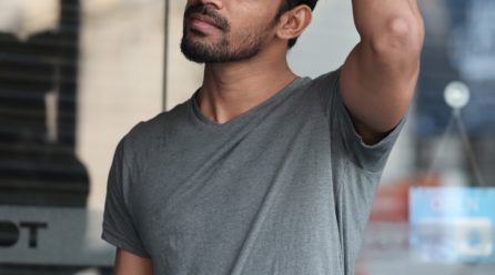 髪を伸ばすか迷う！髪を切るメリット・デメリットと伸ばす際の注意点