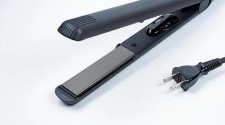 アイロンなしで髪をセットできる？メンズの簡単へアセット