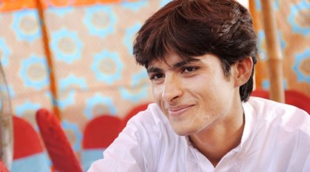 髪が多すぎるメンズの対策！きれいに髪をまとめる方法