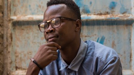 30代メガネメンズに似合う髪型って？