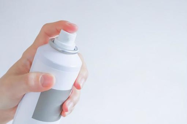 キープ力抜群！メンズ向けヘアスプレーの選び方＆使い方のポイント