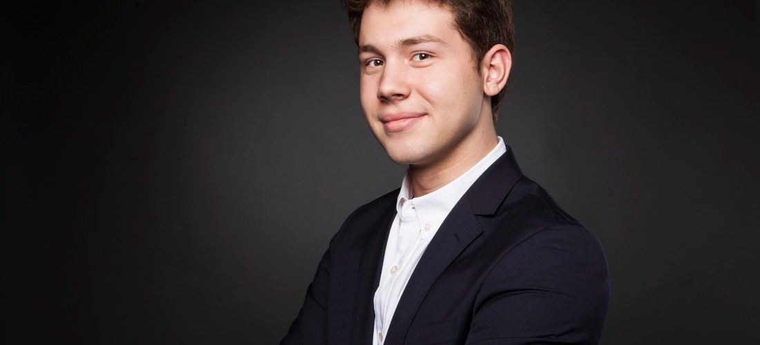 ナチュラルスタイルとは?自然な髪型でアピールしよう!